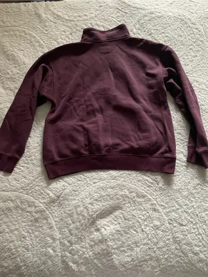 Abercrombie & Fitch Essential Vintage Sunday Half-Zip thumbnail 2