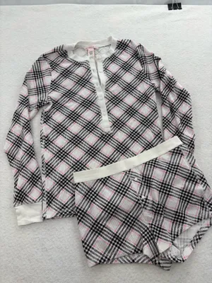 Victoria’s Secret two piece pajama set thumbnail 1