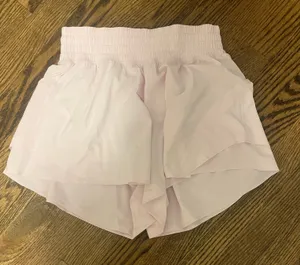 Lululemon Shorts thumbnail 1