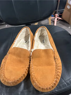 Plush-Lined Casual Moccasin Slippers in Camel Tan thumbnail 3