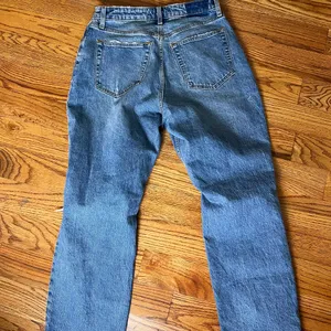 Abercrombie & Fitch Dad High Rise Distressed Blue Jeans Curve Love thumbnail 8