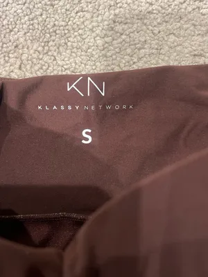Klassy Network Chocolate Brown Ribbed Tube Top thumbnail 2