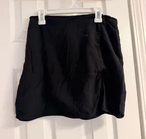 Sunday Best black mini skirt from Aritzia Size: 4 thumbnail 1