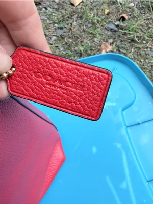 Authentic Coach Val Duffle Bag in Red Pebbled Leather Crossbody Shoulder Bag thumbnail 6