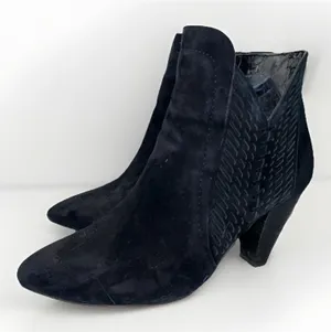 Vince Camuto Womens Suede Closed Toe Ankle Fashion Black Size 8M/ 38 1/2 thumbnail 1