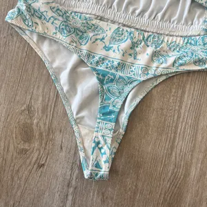 Womens Urban Outfitters Blue/White Printed Bodysuit - L thumbnail 7