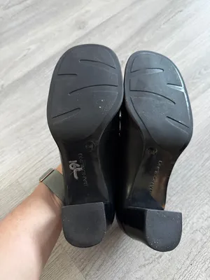 Bandolino Black Leather Mid-Heel Loafers with Silver Accent Size 6.5 thumbnail 12