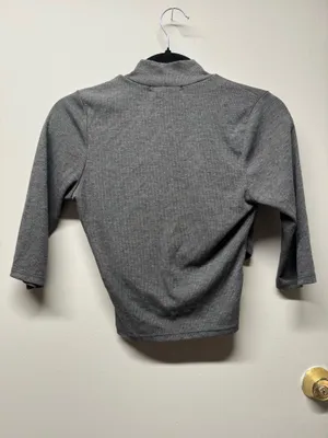 Crop Top Gaze USA size medium  thumbnail 3