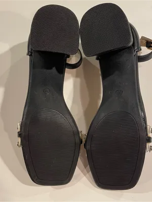 Comfort Sandals Black Faux Leather Pearl Embellished Block Heel Women’s 9W thumbnail 9