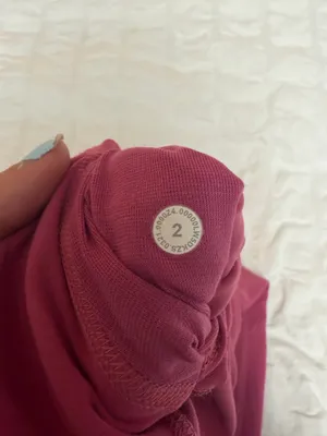 Pink Lululemon leggings size 2 thumbnail 3