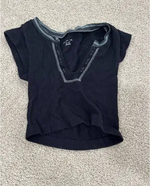 Urban Outfitters Top thumbnail 1