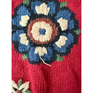 Jantzen 1980s Classics‎ Vintage Red Embroidered Button Sweater Vest Cottagecore thumbnail 3