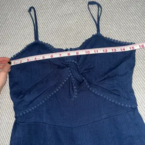 HYFVE Navy Blue Lightweight Denim Bow Front Romper Sz M thumbnail 4
