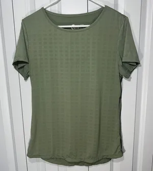 Zyia Active T-Shirt Womens Medium‎ Green Perforated Cooling Short Sleeve Top thumbnail 1