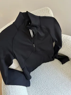 Lululemon Cropped Half-Zip thumbnail 2