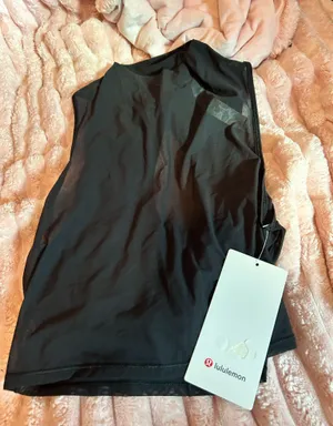 Lululemon Keyhole Mesh Tank thumbnail 1