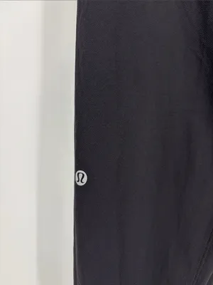 Lululemon License to Train High-Rise Active Pant Women's Size 8 in Black in EUC! thumbnail 13