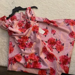 NWT Petal and pup ESTHER MIDI DRESS in PINK. Size Medium thumbnail 6