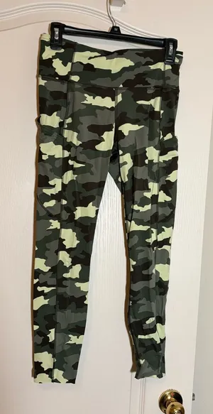 Lululemon Fast and Free Tight 25" *Non-Reflective Nulux. thumbnail 1