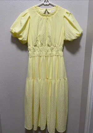 TALULAH Kate Light Yellow Puff-Sleeve Tiered Midi Dress thumbnail 1