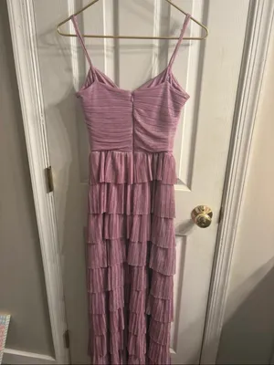 Gianni Bini prom dress thumbnail 4