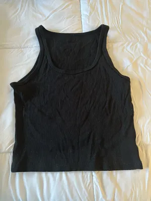 Black Cropped Tank Top Size M thumbnail 2