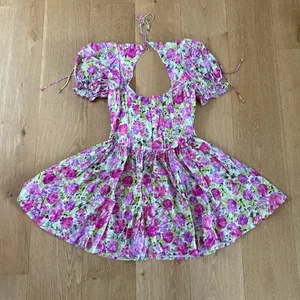 For Love and Lemons Mini Dress Puff Sleeves Floral Silk Paulina Size S Purple thumbnail 4