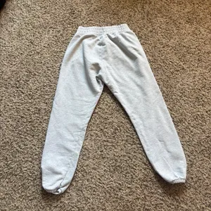 Offline by Aerie Grey Fleece Jogger Sweatpants Size Women’s XS thumbnail 5