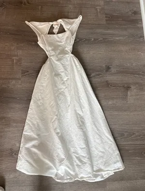 Open back dress White thumbnail 1