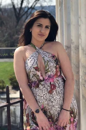 STUNNING Open-Back Floral Maxi Dress thumbnail 2