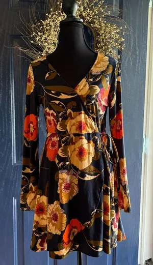 Altar'd State Orange and Yellow V-Neck Bishop Sleeve Sundress thumbnail 1