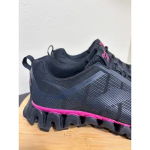 Reebok‎ ZigWild TR 6 Women 10.5 Black Pink ZigTech Trail Running Shoes FX1439 thumbnail 2