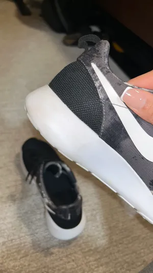 Nike  thumbnail 12