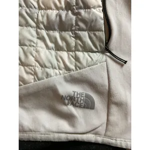 The North Face Vest‎ Womens Quilted Full Zip Sleeveless camo Jacket vest thumbnail 10