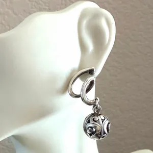 Vintage Sterling Silver Balinese Filigree Sphere Dangle Earrings thumbnail 2