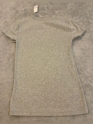 Women’s GAP Brand Short Sleeve Crewneck Tee - Light Gray Size XS NWT thumbnail 3