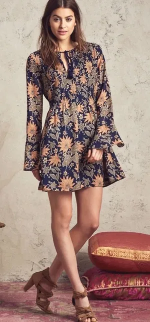 TULAROSA Audrey Floral‎ Print Smocked Bell Sleeve Mini Dress Size S thumbnail 1