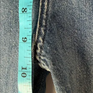 UNIQLO 90s Style Cut Offs 3/4 Denim Shorts thumbnail 5