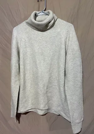 Kuhl sweater thumbnail 1