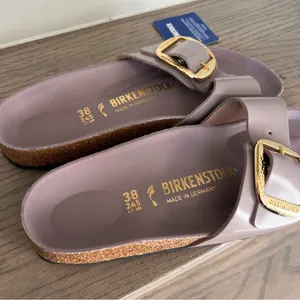 NWT Birkenstock Free People Madrid Hammered Big Buckle High Shine Faded Purple thumbnail 5