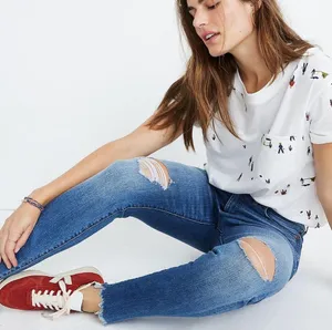 Madewell 9" Mid-Rise Skinny Jeans in Frankie Wash: Torn-Knee Edition thumbnail 6