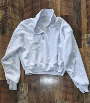 Unbranded Women's Grey Sweatshirt thumbnail 1