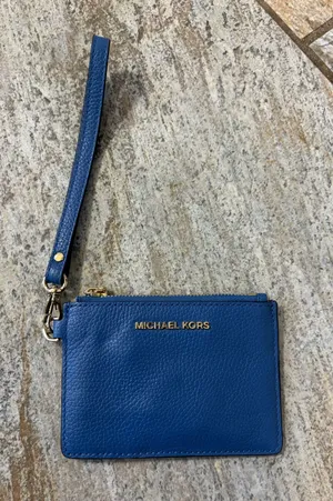 Michael Kors Wristlet thumbnail 1