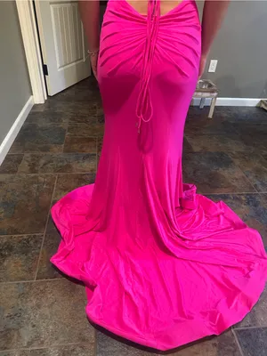 Sherri Hill Fusha Hot Pink Formal dress (Will get better pictures soon!) thumbnail 3