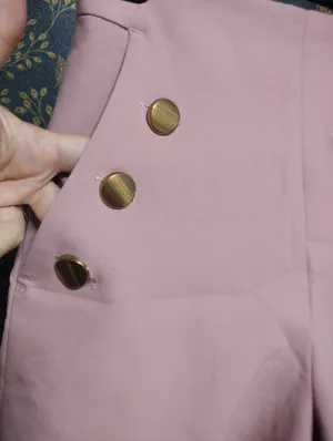 Zara High-Waist Blush Pink Button-Detail Shorts thumbnail 3