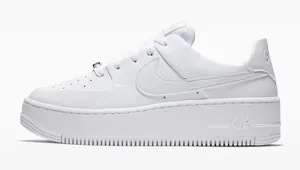 Nike Air Force 1 thumbnail 1