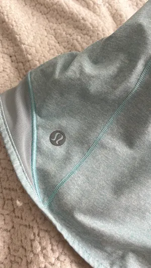 Lululemon Hotty Hot Shorts thumbnail 3