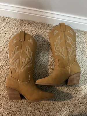 Versona Brown cowgirl boots thumbnail 2