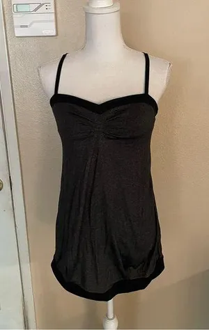 Lululemon Women’s Tank Top thumbnail 1