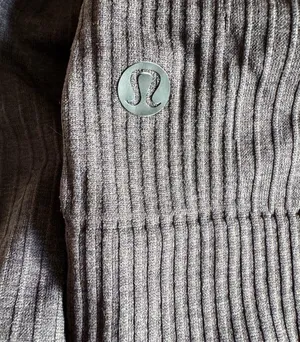 Lululemon Ebb to Street Long Sleeve Shirt Size 4 Rib Map Black / Graphite Grey thumbnail 5